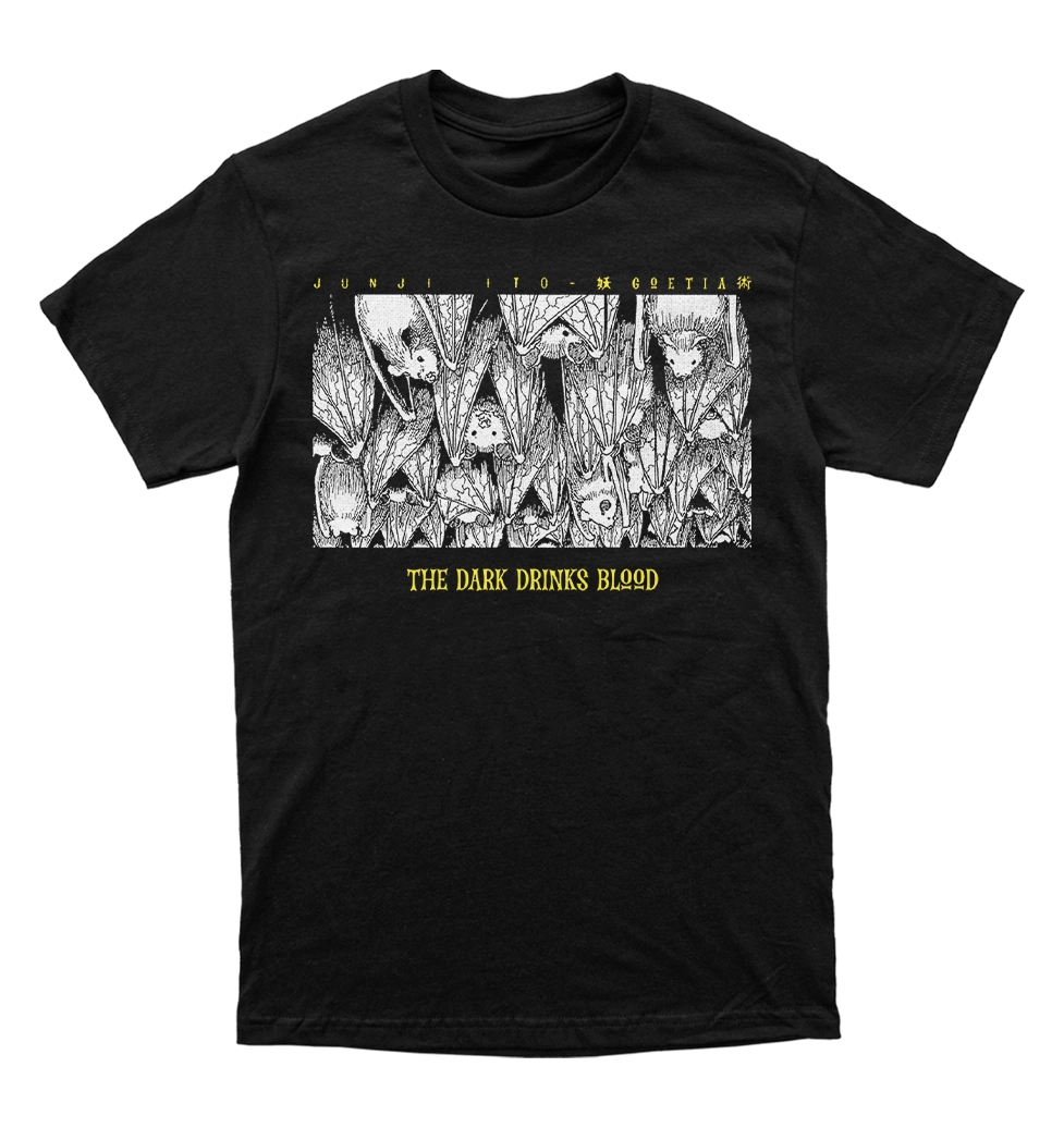 Polera Junji Ito - The Dark Drinks blood